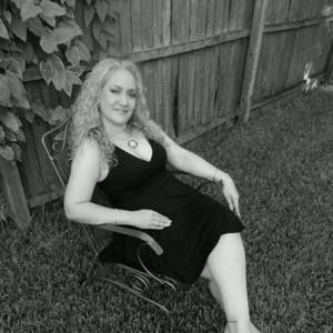 Meet your Posher, Lorena